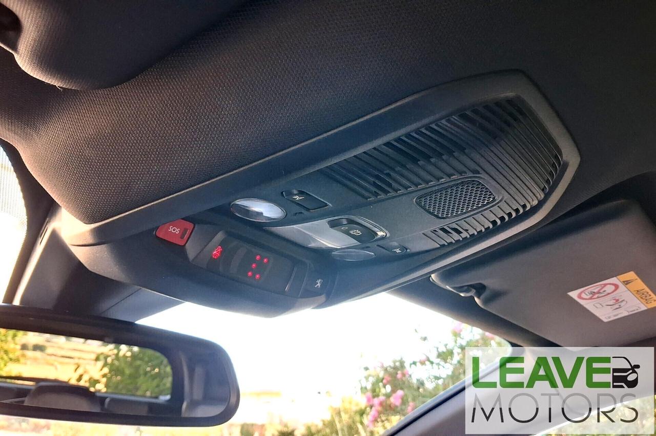 Peugeot 5008 HDi 130cv EAT8 (M1541)