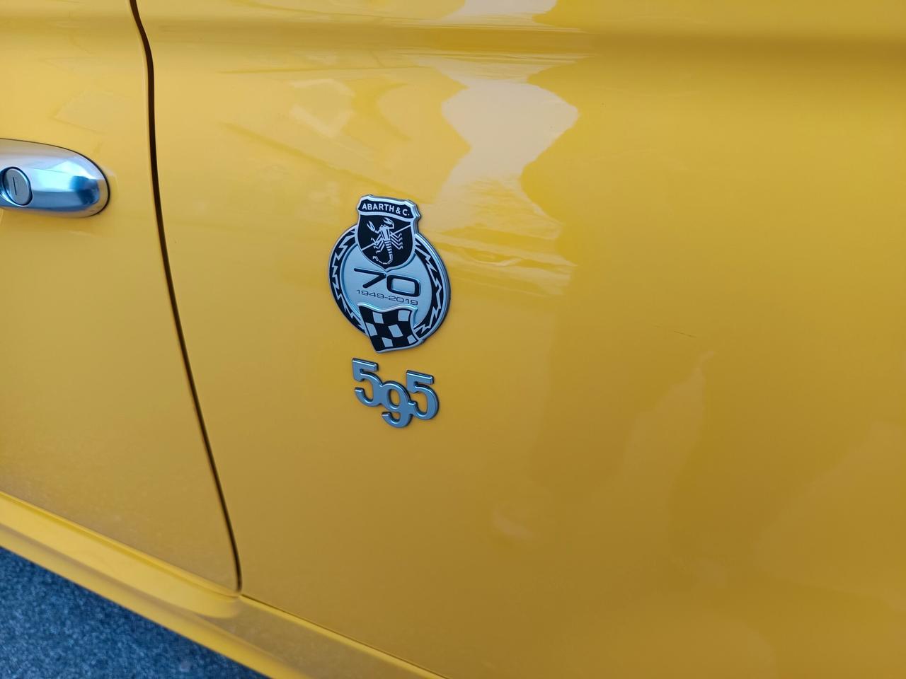 Abarth 595 1.4 Turbo T-Jet 165 CV Turismo GIALLO MODENA