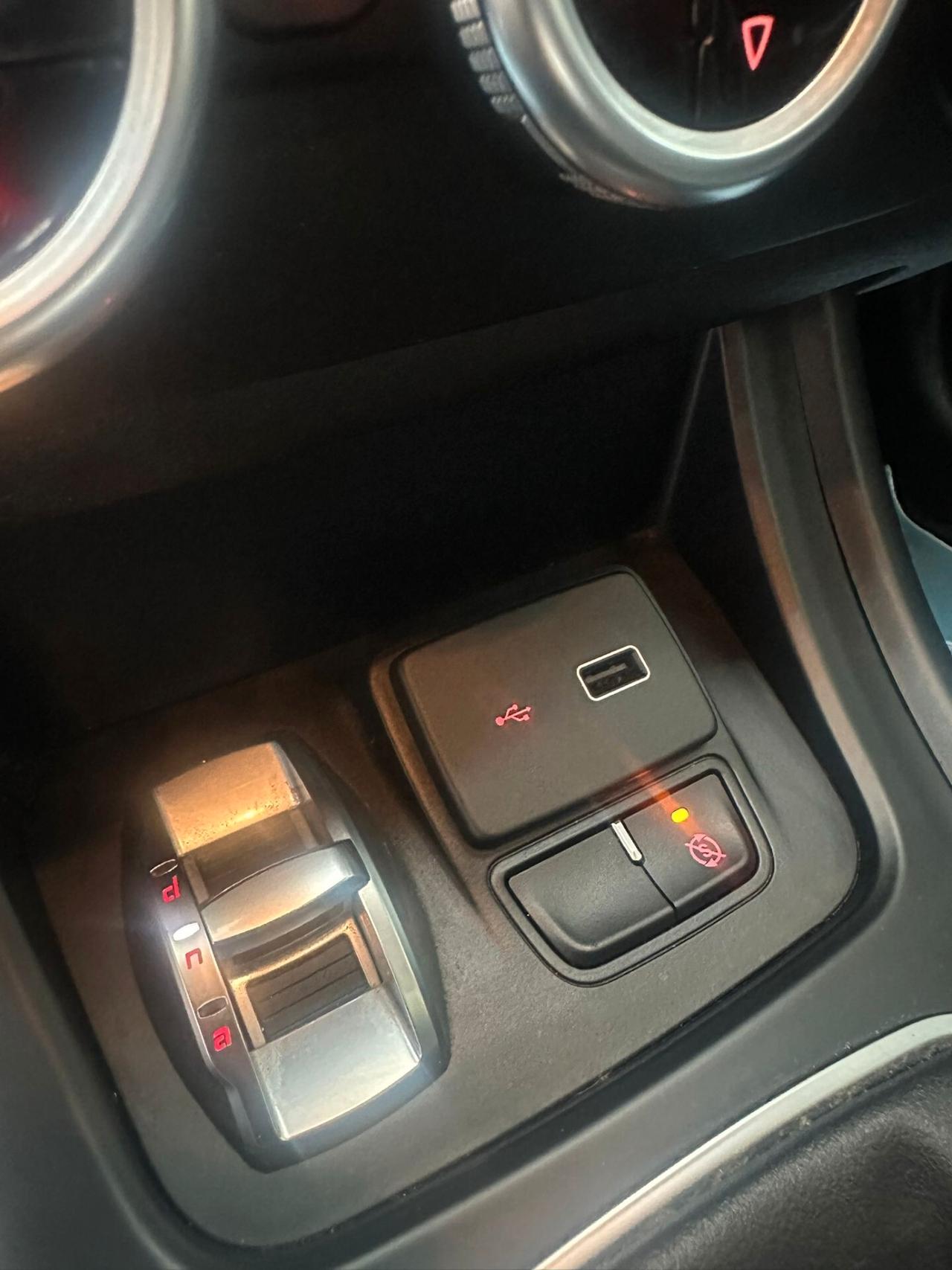 Alfa Romeo Giulietta 1.6 JTDm TCT 120 CV Super