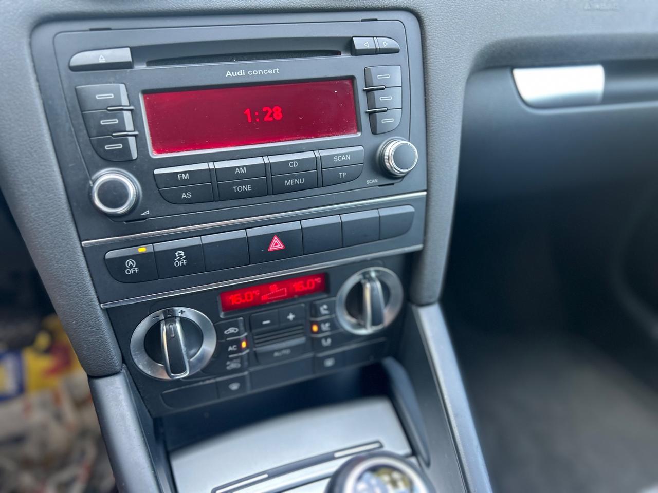 Audi A3 1.6 TDI 105 CV CR Ambiente