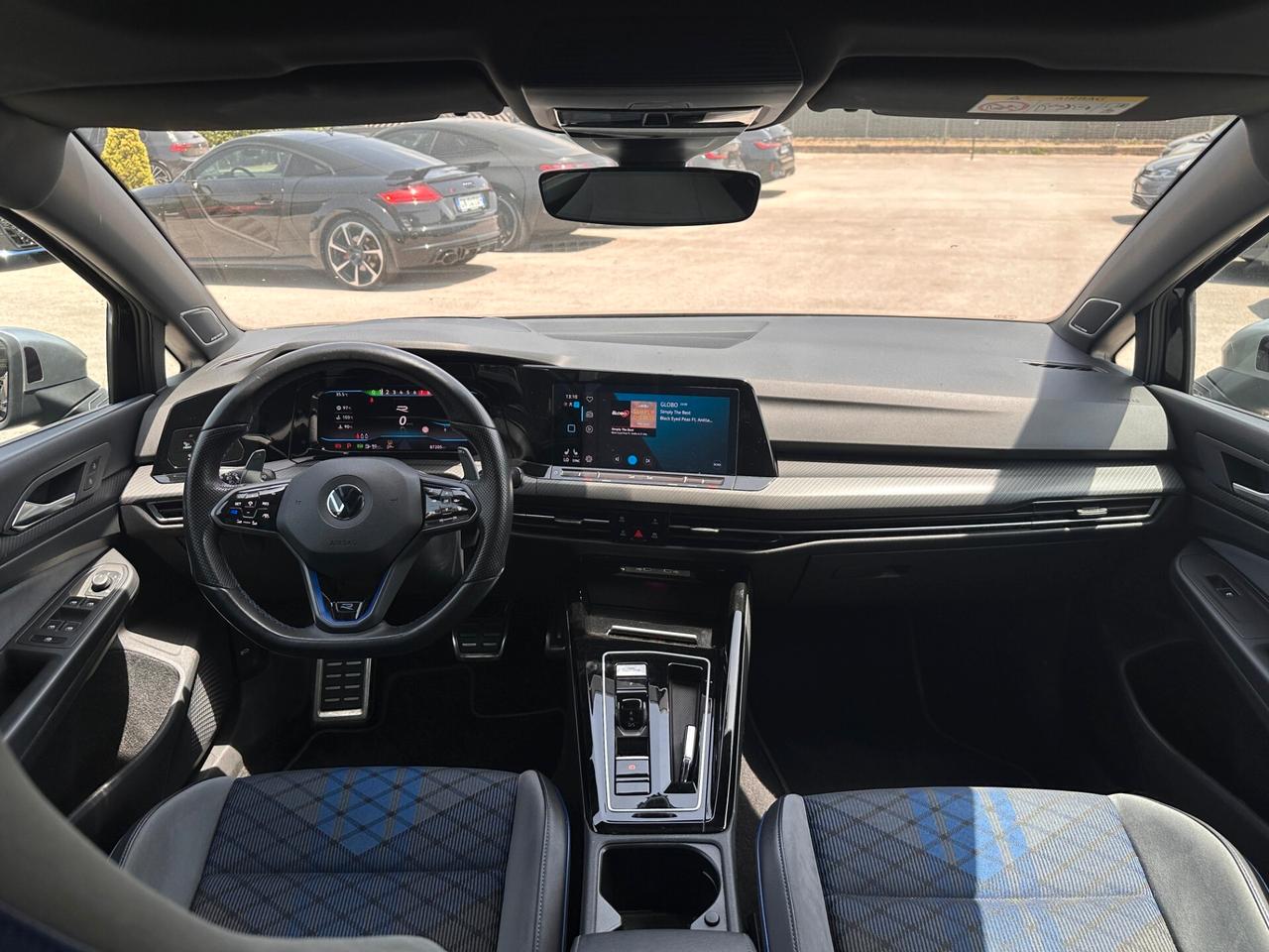 Volkswagen Golf 2.0 TSI DSG 4Motion R /PRONTA CONSEGNA/TETTO/HEAD UP DISPLAY/IQ LIGHT/DRIFT MODE/HARMAN KARDON/
