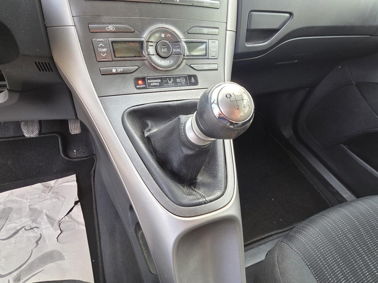 Toyota Auris 2.0TDI D-4D SOL -SOLI KM65.000-