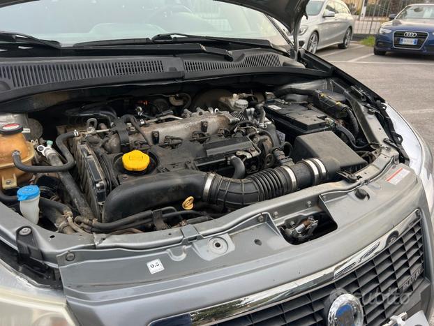 FIAT Sedici 1.9 MJT 120cv 4x4 Dynamic
