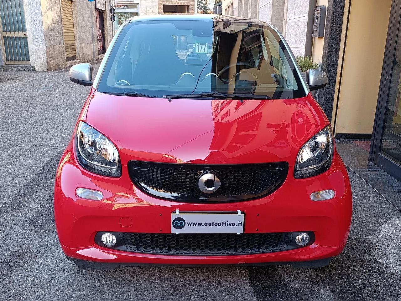 Smart ForTwo 70 1.0 twinamic 2019 km 27.572 certificati