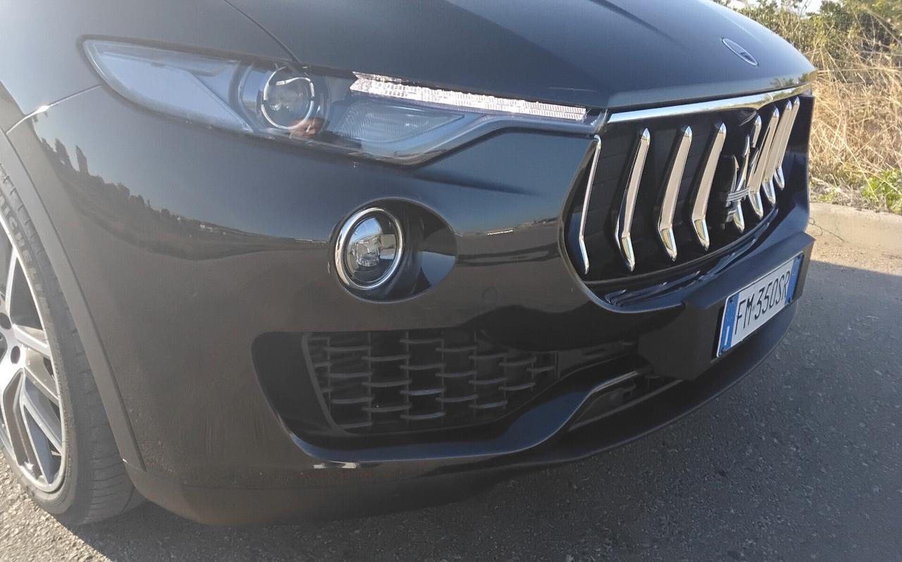 Maserati Levante V6 Diesel AWD Nerissimo Edition