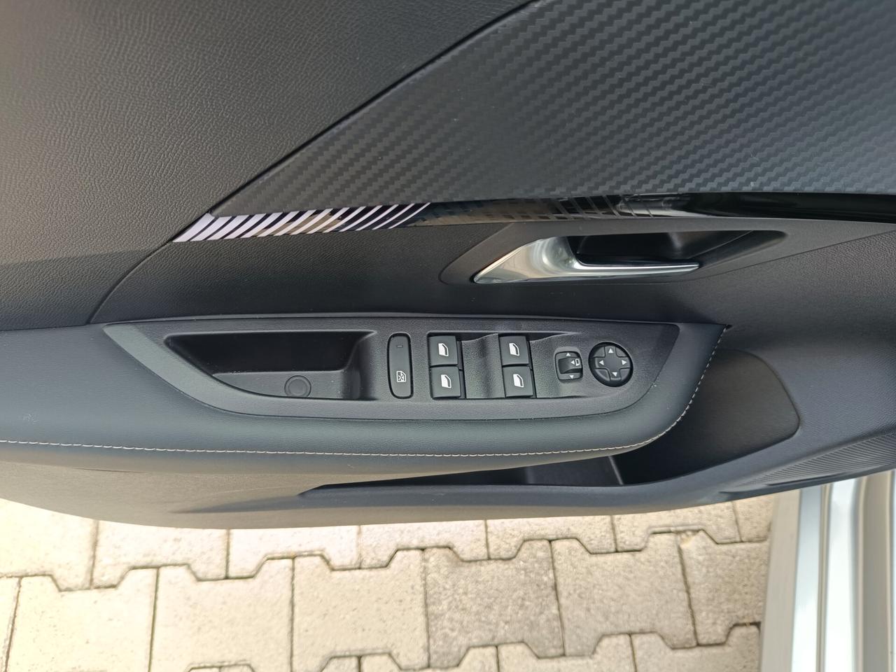 Peugeot 208 PureTech 100 Stop&Start 5 porte Allure