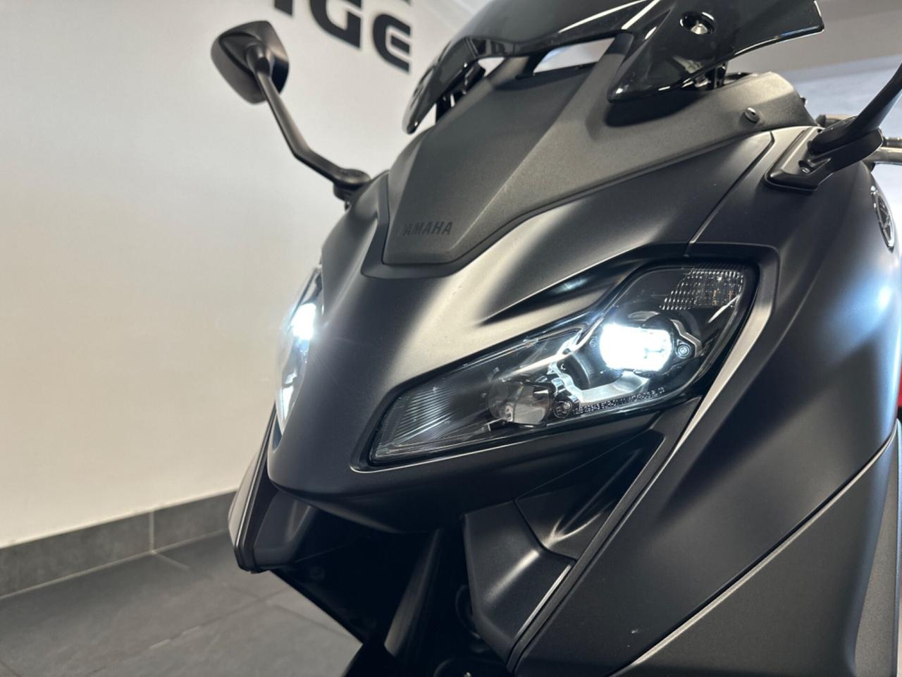 YAMAHA T-MAX 560 UNIPRO 2022 PARI AL NUOVO