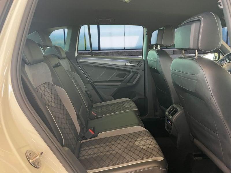 Volkswagen Tiguan Tiguan 2.0 TSI DSG 4MOTION R-Line