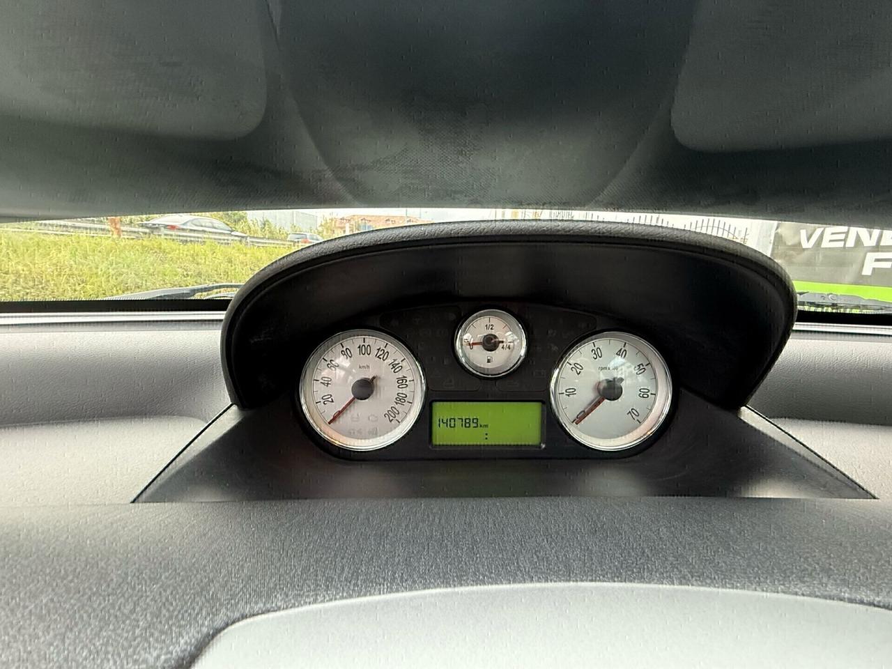 Lancia Ypsilon 1.2 Versus