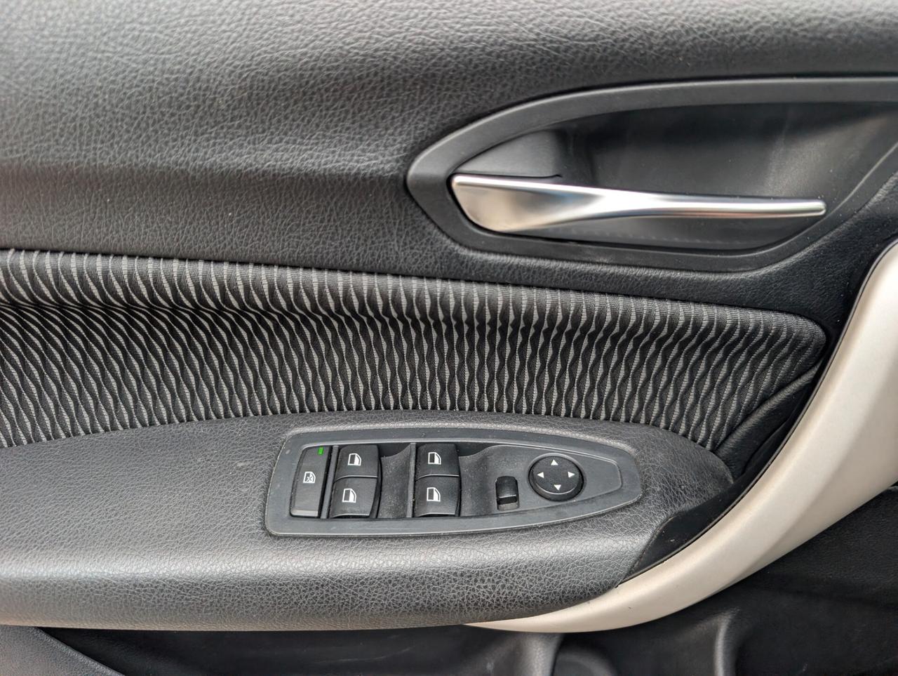 Bmw 116 116i 5p. Advantage