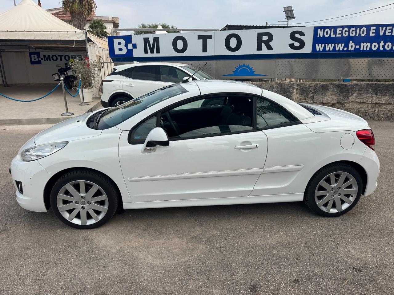 Peugeot 207 1.6 HDi 110CV CABRIO COUPE' Féline