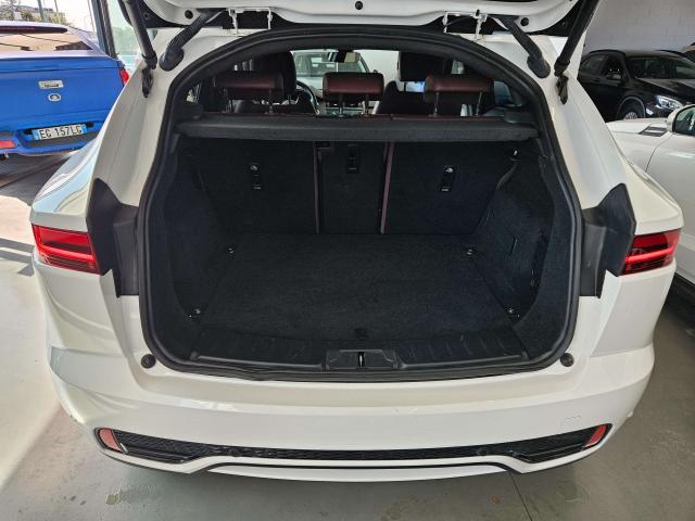 Jaguar E-Pace E-Pace 2.0d i4 mhev R-Dynamic SE awd 163cv auto