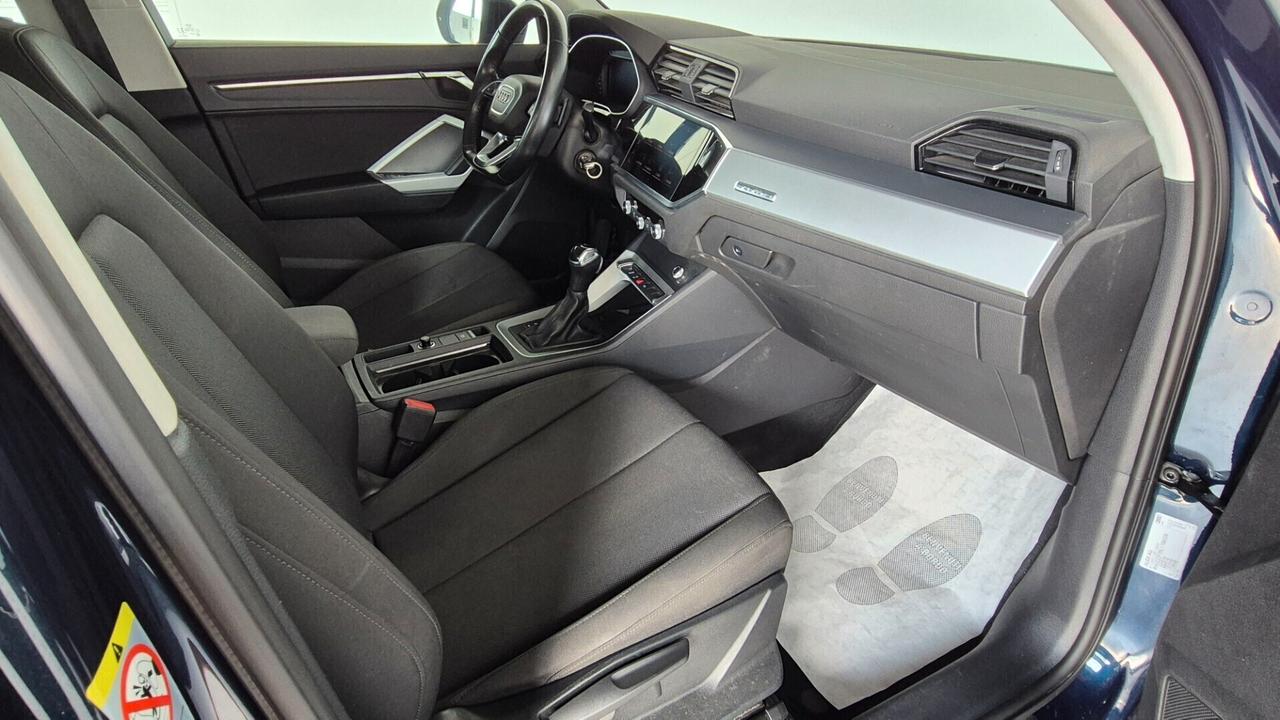 Audi Q3 40 TDI quattro S tronic Business Advanced