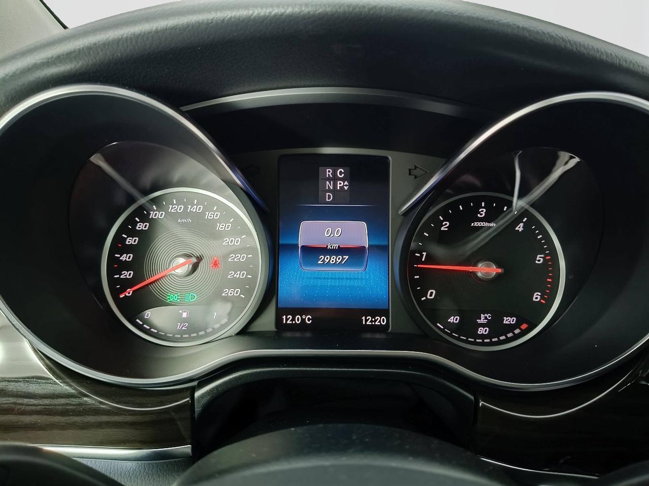 Mercedes-Benz Classe V - W447 2019 Extralong - V Extralong 300 d Premium 4matic auto