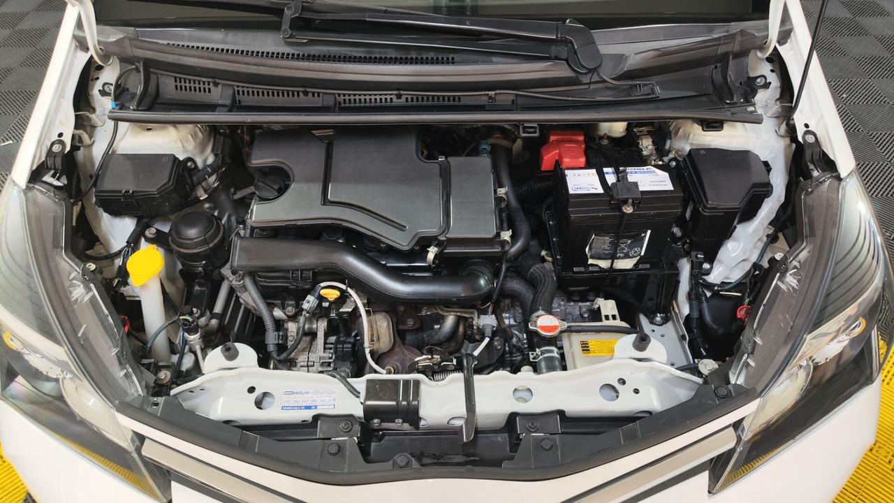 Toyota Yaris 1.0 5 porte Lounge