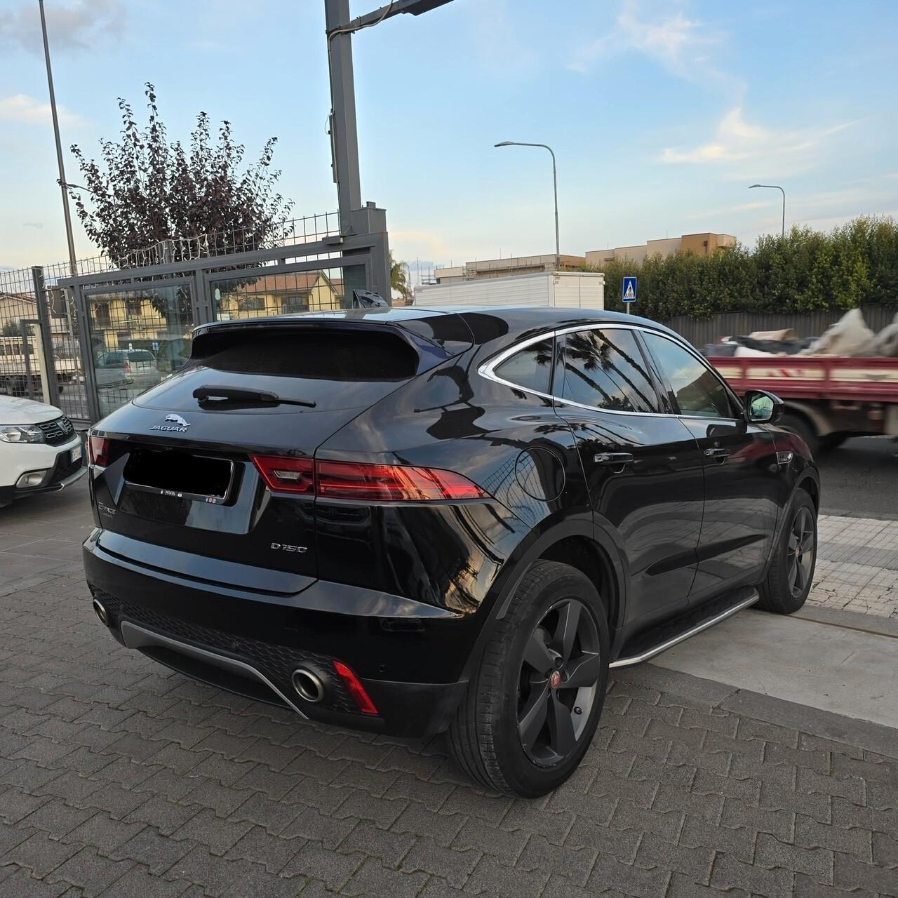 Jaguar E-Pace 2.0D 150 CV AWD aut. R-Dynamic SE