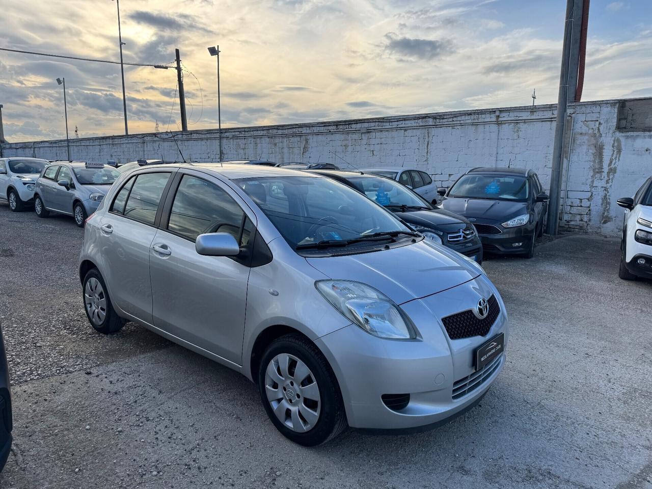 Toyota Yaris 1.0 5 porte Sol “NUOVISSIMA”