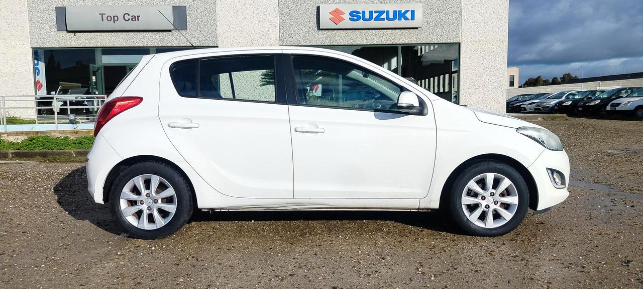 Hyundai i20 5 Porte i20 1.2 87 CV SOUND EDITON