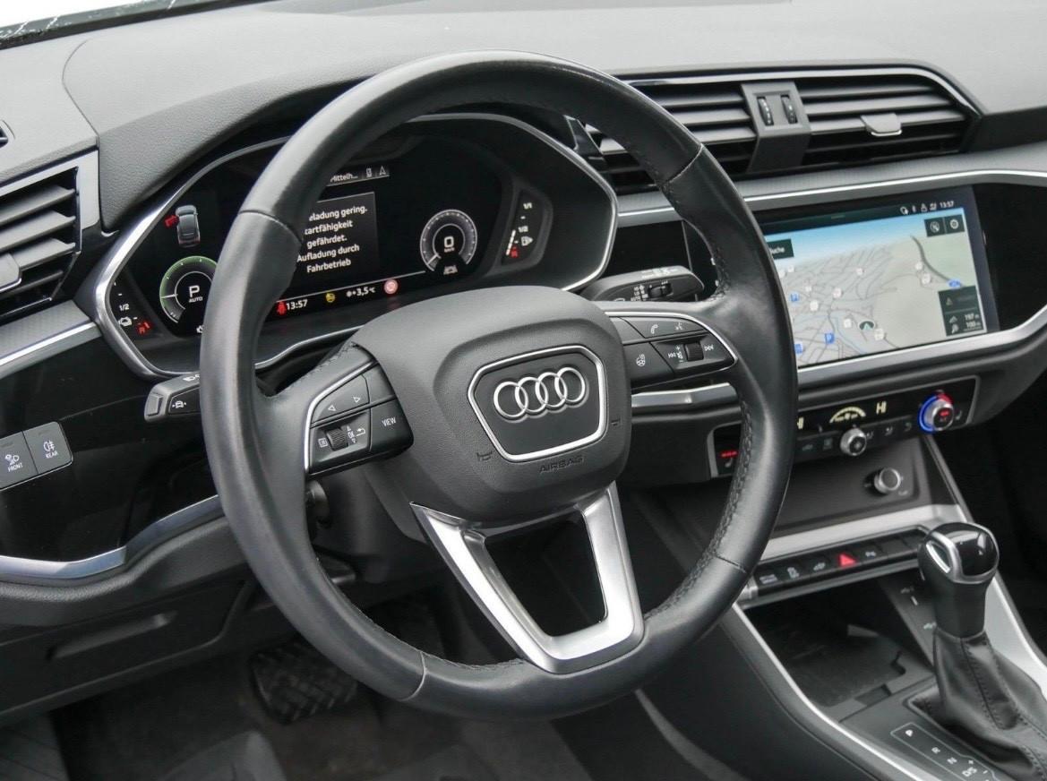 Audi Q3 Sportback 45TFSI e NAVI/VIRTUAL/SHZ/PDC