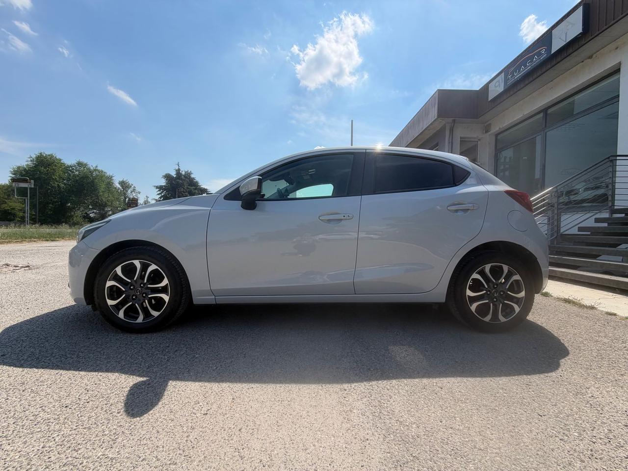 Mazda 2 Evolve 1.5 SkyActiv-G #11219