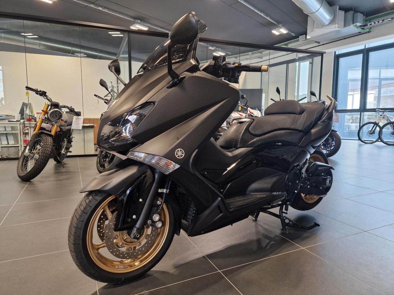 Yamaha T Max 530 BLACK MAX 2013