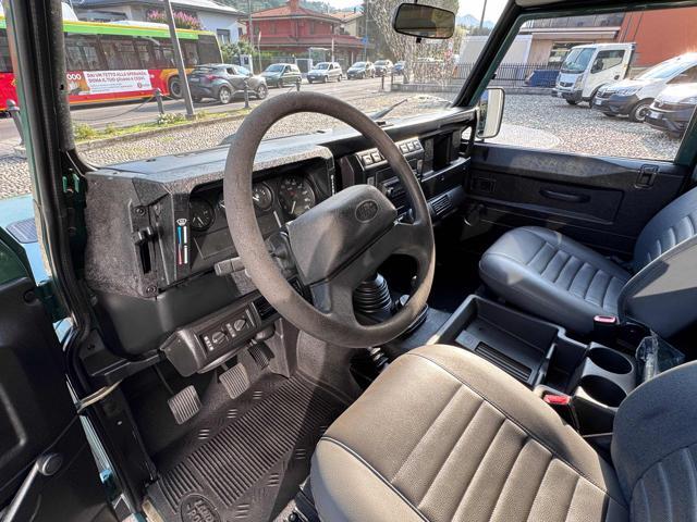 LAND ROVER Defender 90 2.5 Td5 Station Wagon E