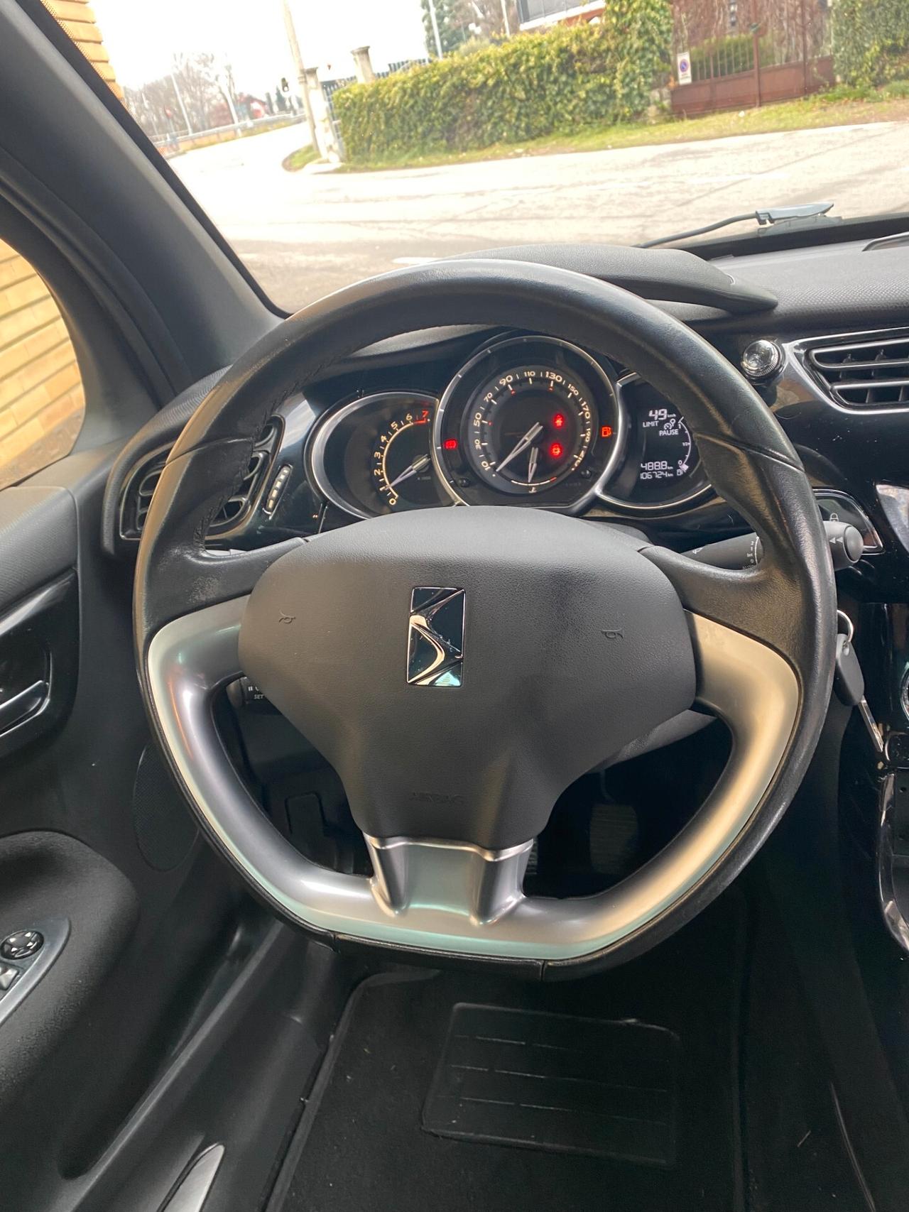 Ds DS3 3 1.2 VTi 82 So Chic