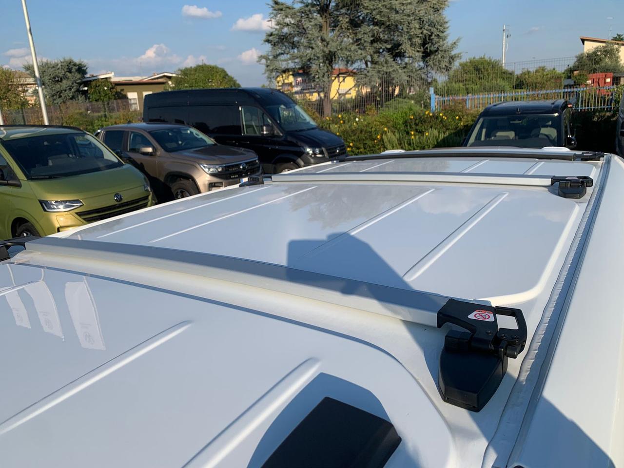 Volkswagen T7 Transporter t7 32 kombi 2.0 tdi 150cv l1