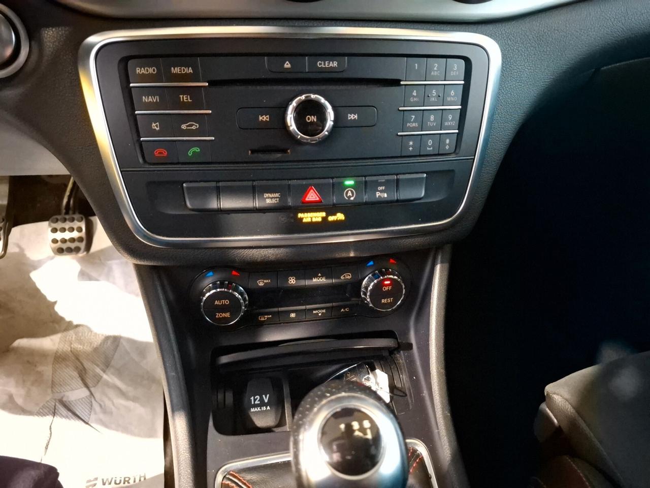 Mercedes-benz GLA 200 GLA 200 d Premium full optional