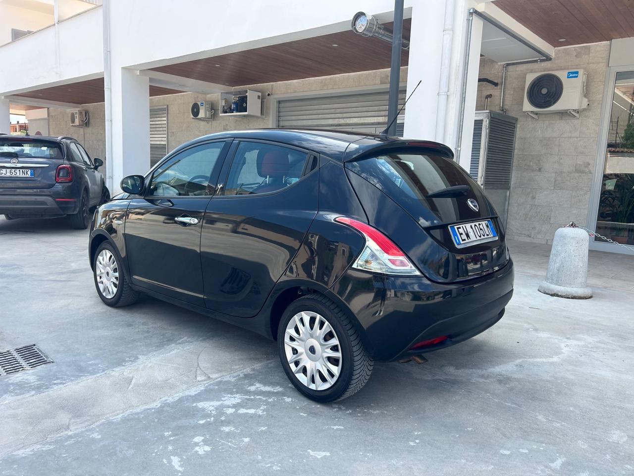 Lancia Ypsilon 1.3 MJT 16V 95 CV 5 porte S&S Platinum