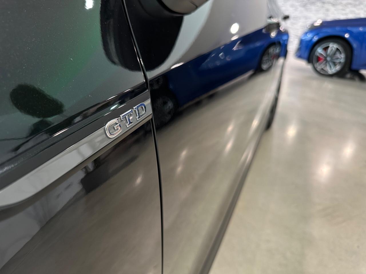 Volkswagen Golf 2.0 TDI DSG GTD