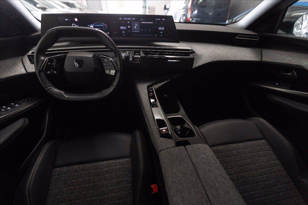 PEUGEOT 3008 1.2 hybrid Allure 145cv e-dcs6 del 2025
