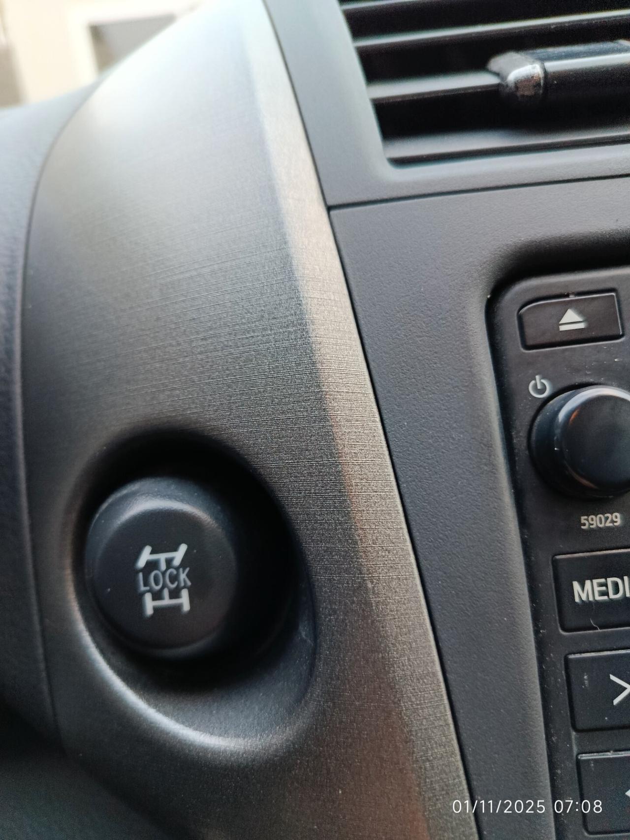 Toyota RAV 4 RAV4 Crossover 2.2 D-4D 150 CV Lounge 4wd