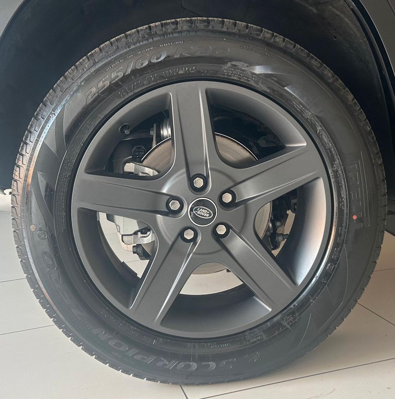 Land Rover Defender 110 3.0D I6 250 CV AWD Auto X-Dynamic SE