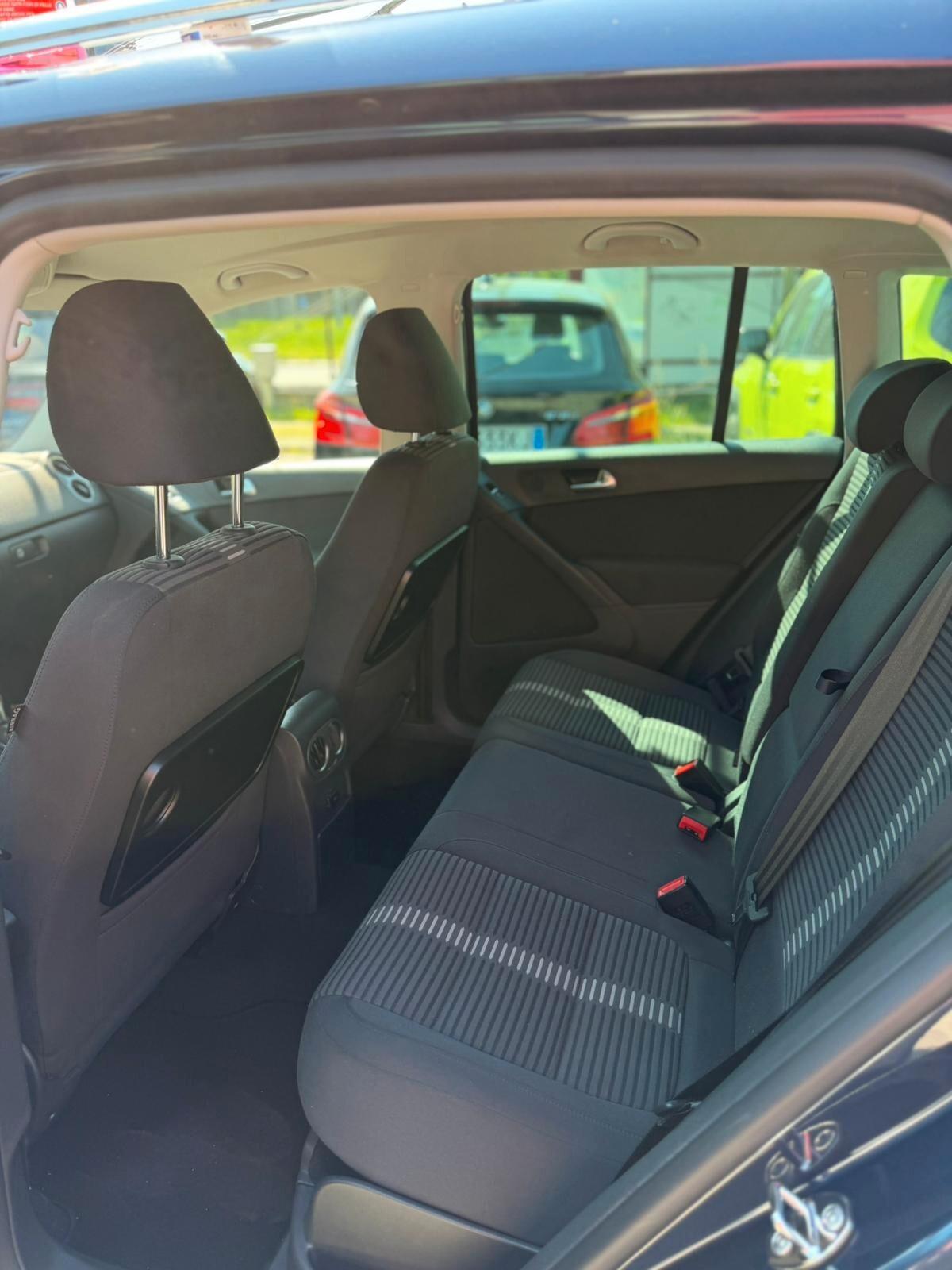 Volkswagen Tiguan 2.0 TDI DPF 4MOTION DSG Sport & Style