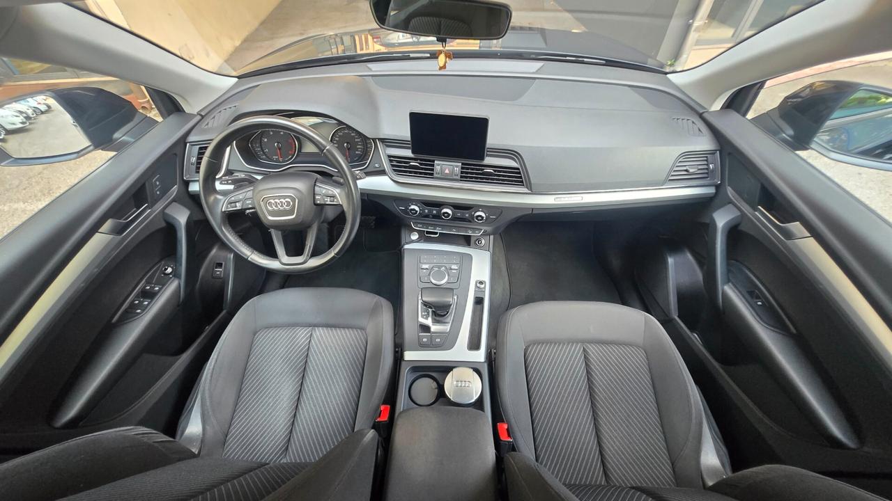 Audi Q5 35 TDI quattro S tronic Business