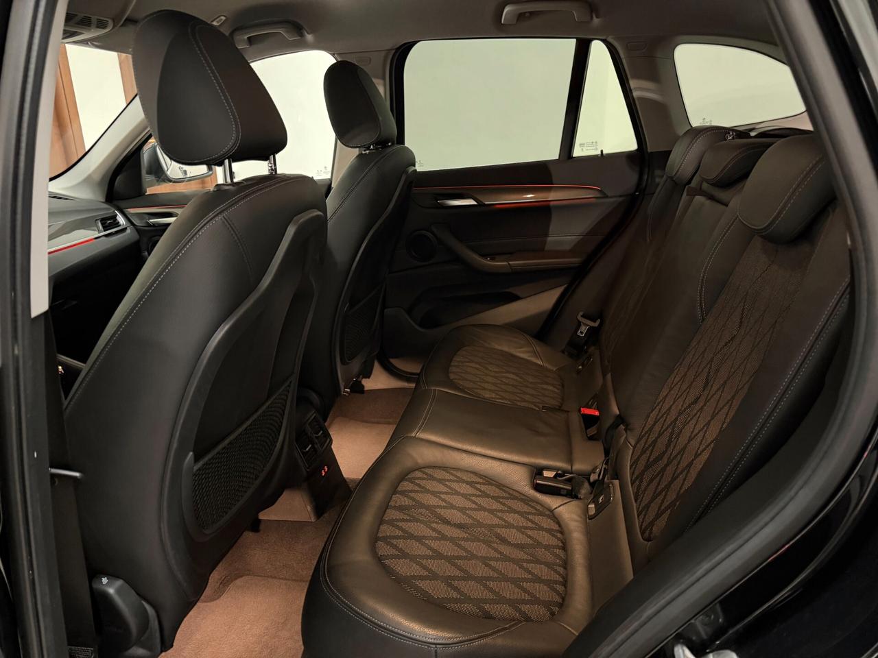 Bmw X1 sDrive18d xLine 2019 AUT.NAVI PELLE