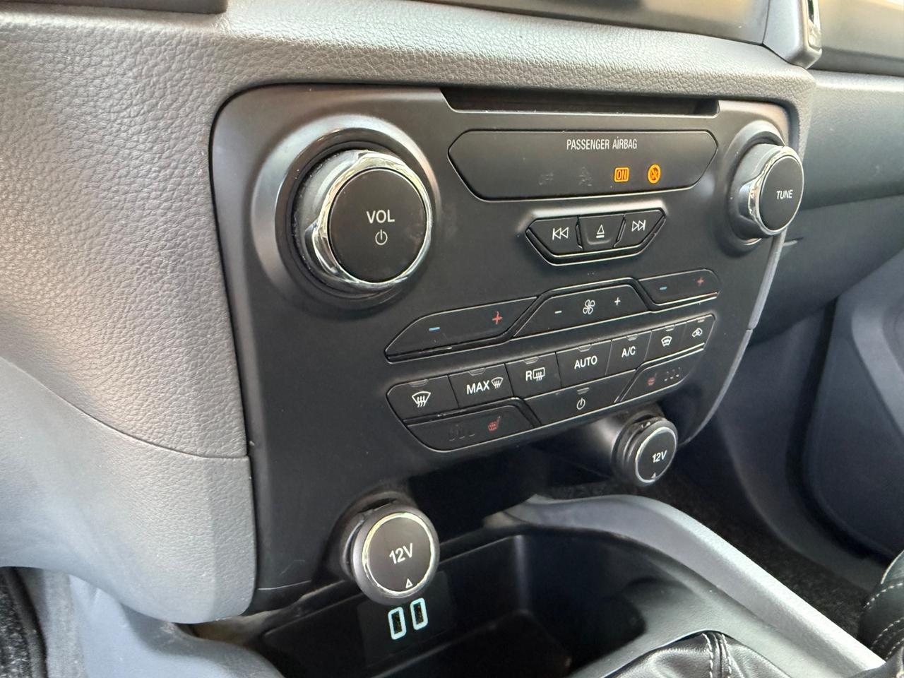 Ford Ranger 2.2 TDCi DC Limited 5pt. Iva esposta