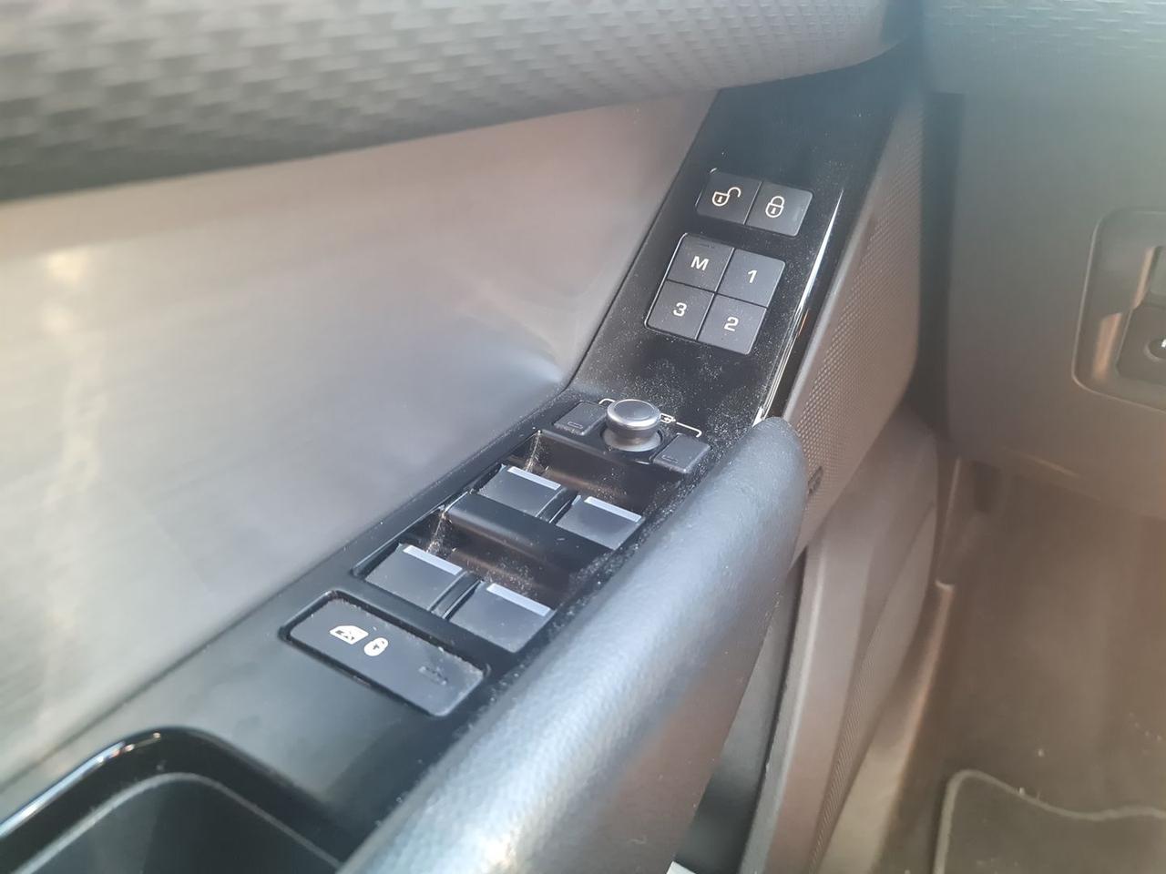 Land Rover Range Rover Velar R-DYNAMIC HSE #6200