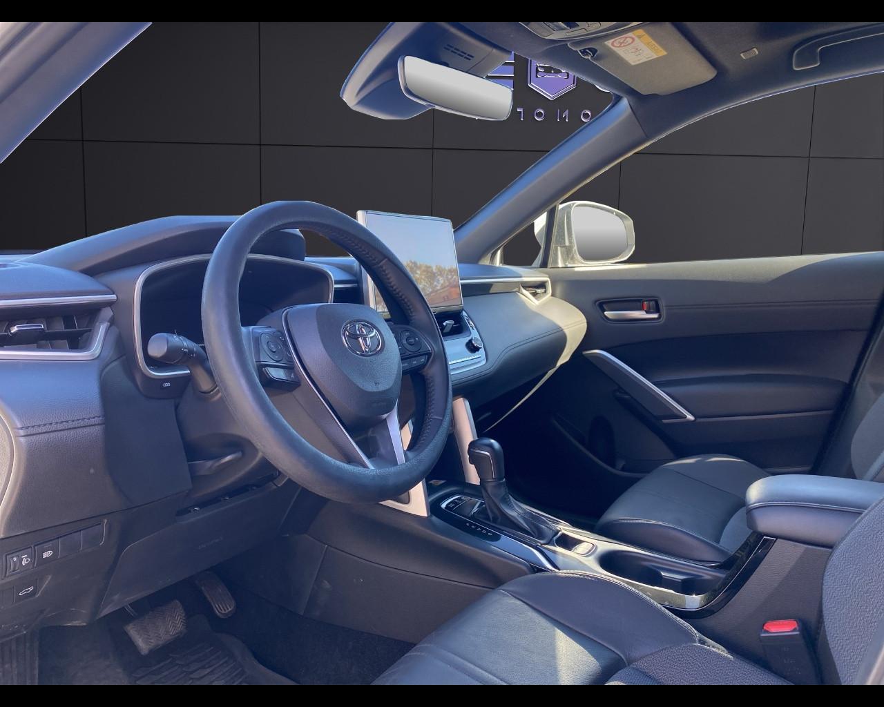 TOYOTA Corolla Cross 2.0 Hybrid 197 CV E-CVT LUXURY