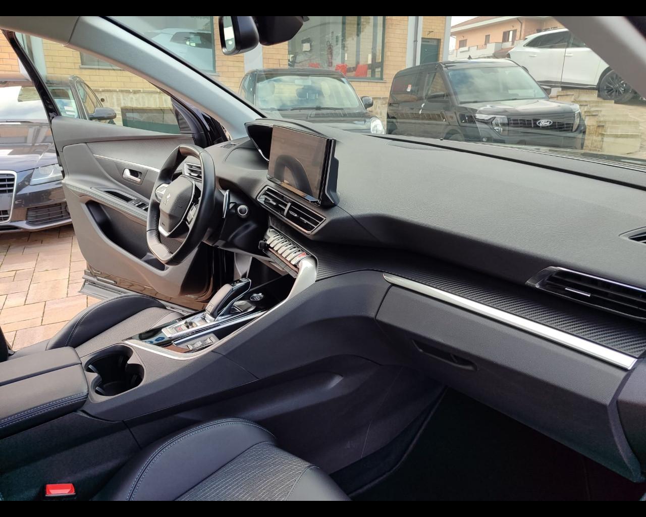 PEUGEOT 3008 2ª serie - 3008 BlueHDi 130 S&S EAT8 Allure Pack