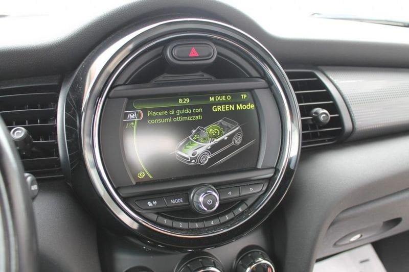 MINI Mini 1.5 Cooper D Cabrio