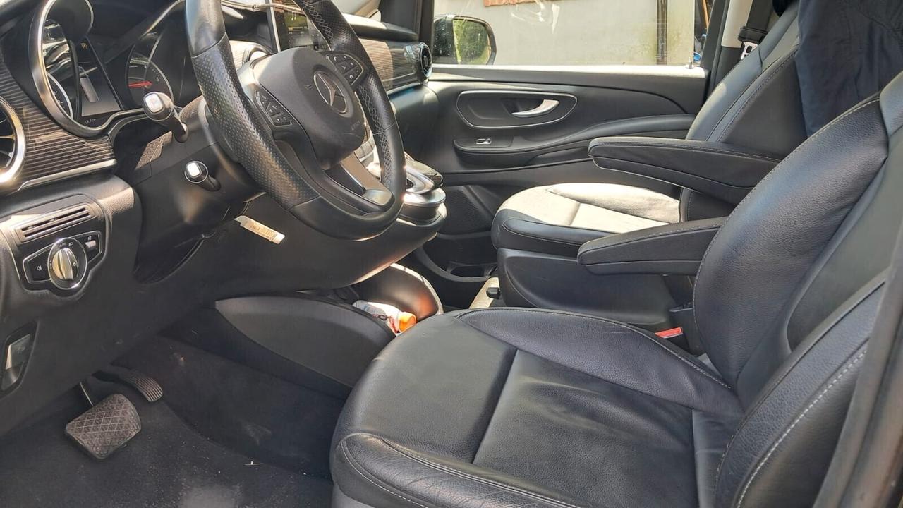 Mercedes-benz V 220 d Automatic 4Matic Premium Long