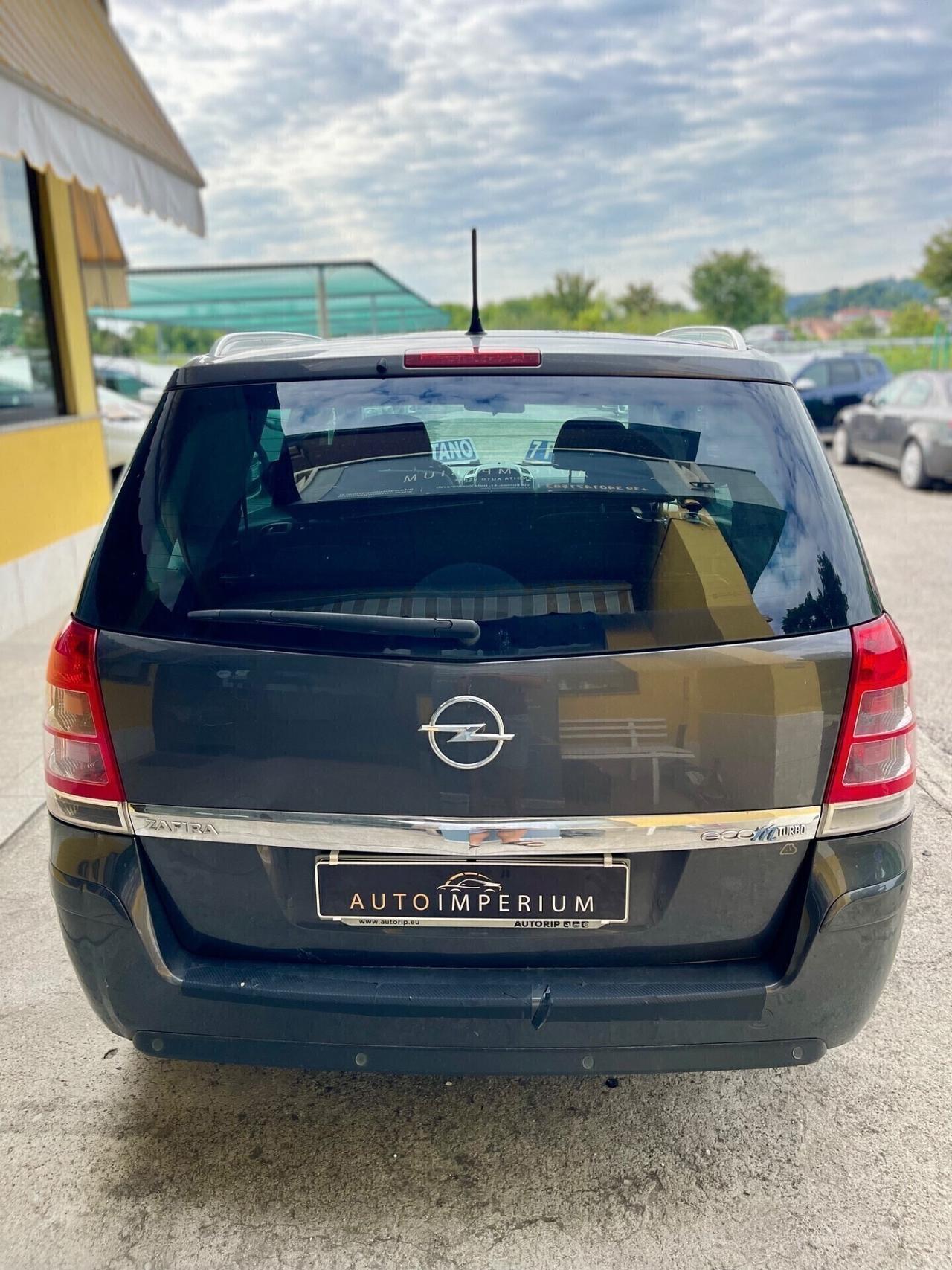 Opel Zafira 7POSTI 1.6T met 110kw Cosmo UNIPROP