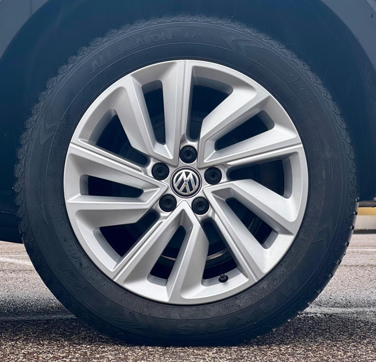 Volkswagen T-Cross 1.6 TDI 2019 SOLO 90.000km