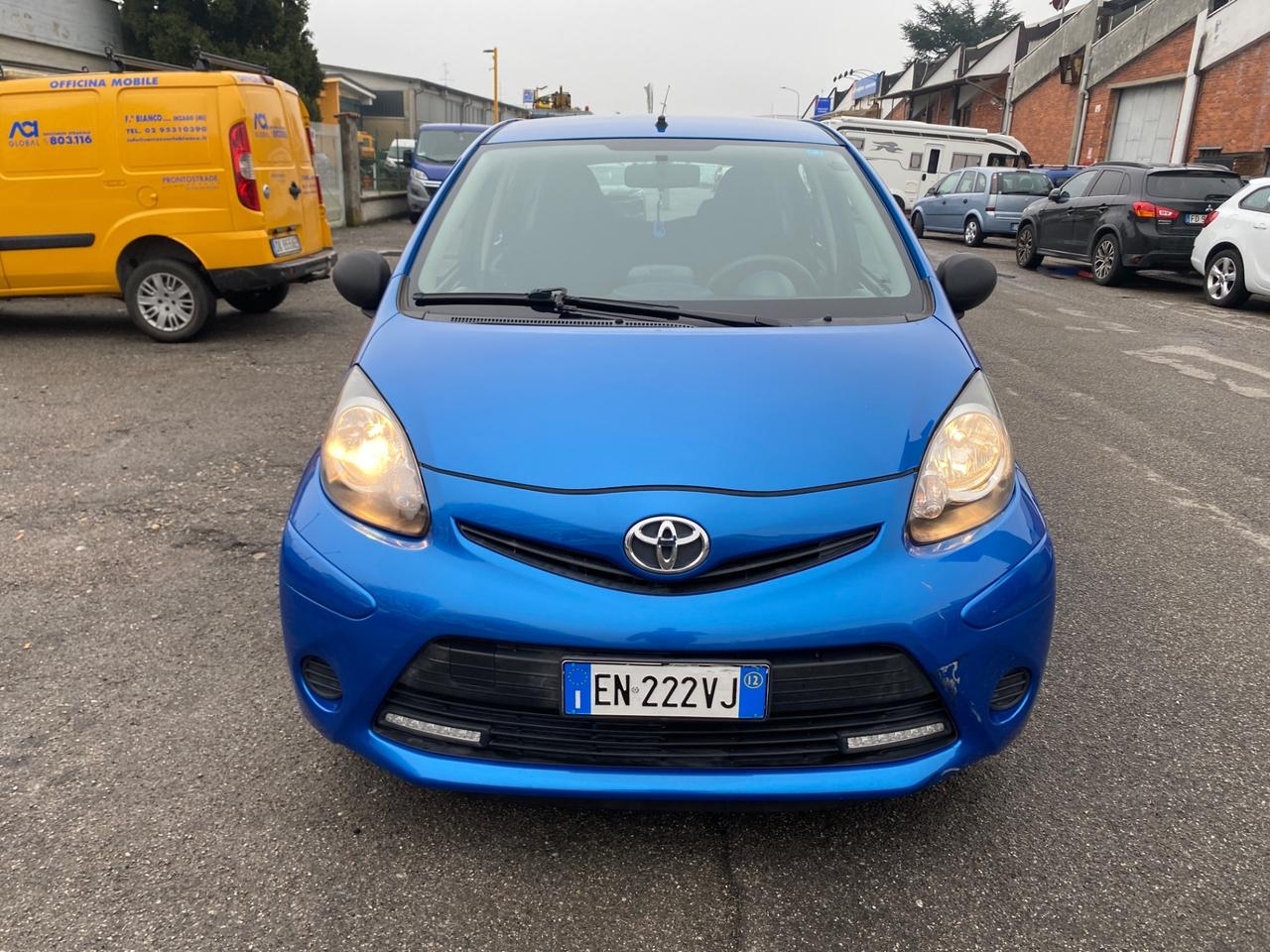 Toyota Aygo 1.0 12V VVT-i 5 porte Active Connect