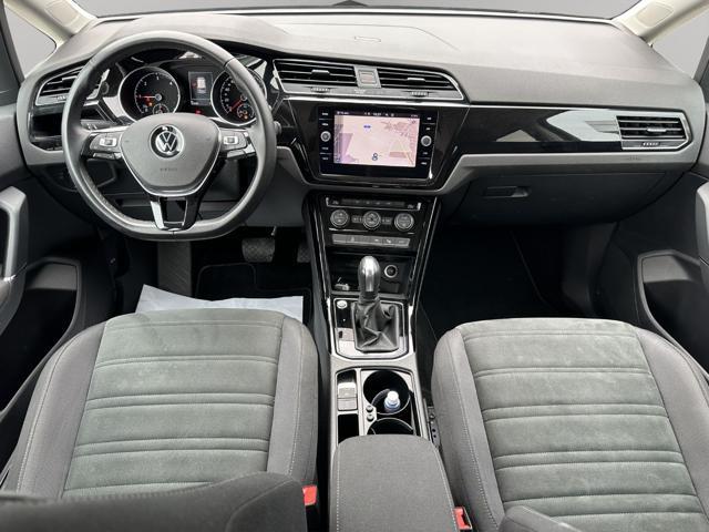 VOLKSWAGEN Touran 2.0 TDI 150 CV SCR DSG Executive BlueMotion Tech.