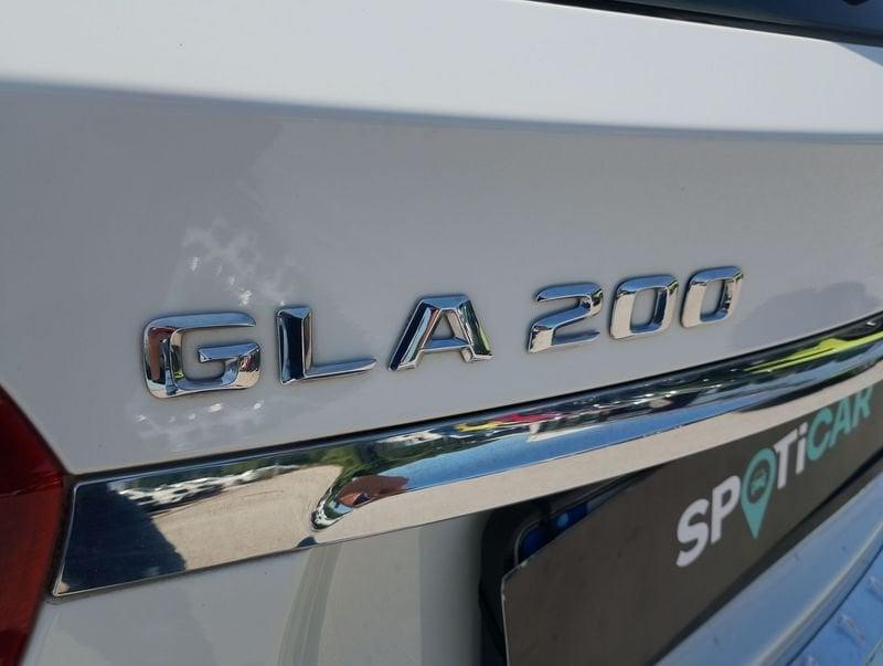 Mercedes-Benz GLA 200 CDI Premium