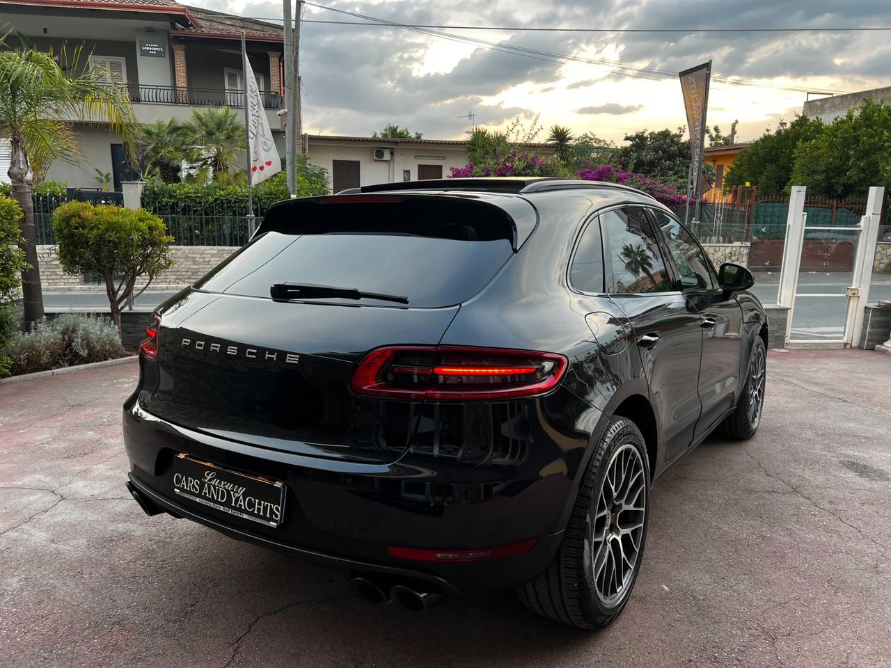 Porsche Macan 3.0 S Diesel- TETTO-TOTAL BLACK-IPER FULL