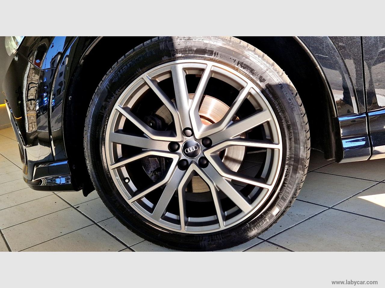 AUDI Q3 40 TDI quattro S tr. S line edition BLACK NIGHT